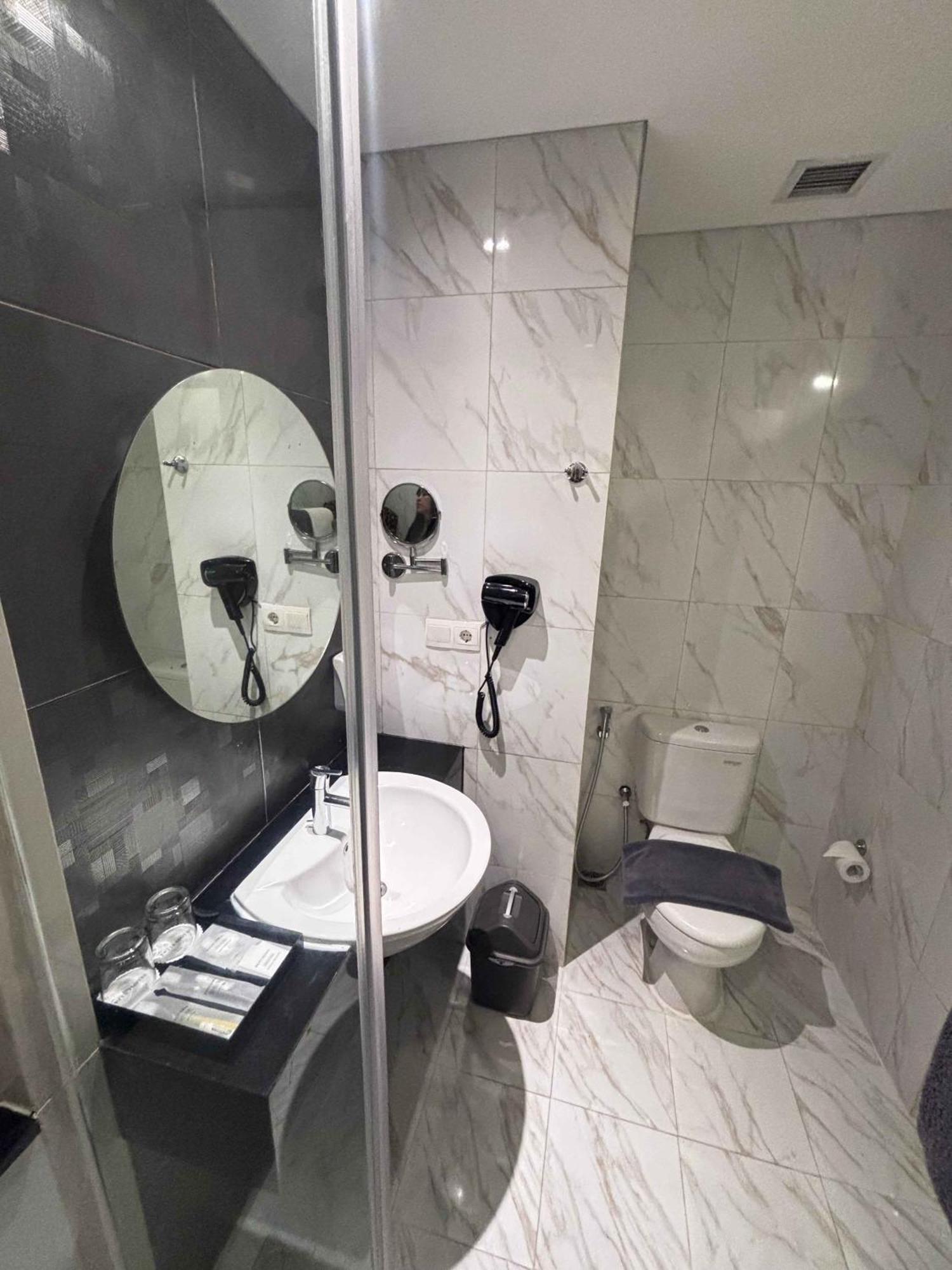 Kamar Superior Double atau Twin